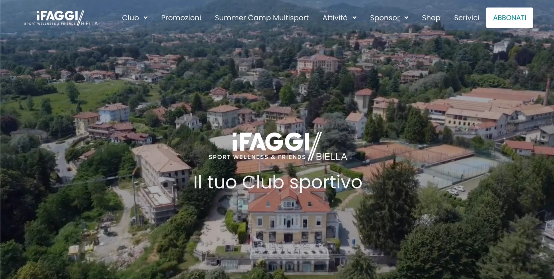 Panorama-Luftaufnahme des Standorts des Clubs iFaggi mit dem Titel „Ihr Sportclub“.